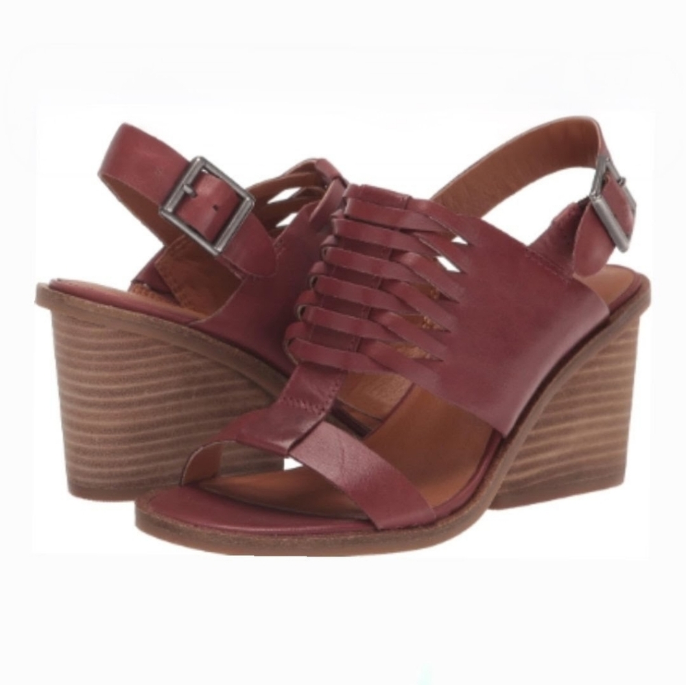 NWT Lucky Brand Lemia Wedge Heels